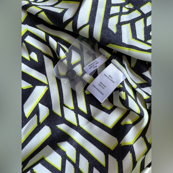 Karl Lagerfeld geo print button down top size large green black - Picture 9 of 10
